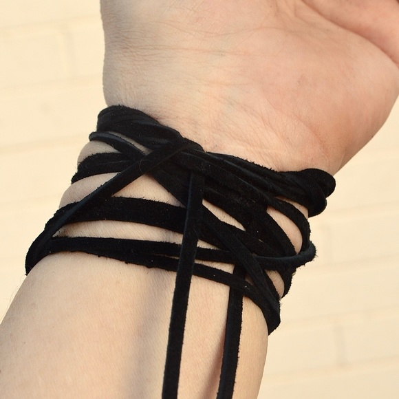 Art Nouveau Floral Sterling Leather Cuff Wrap Tie - Picture 6 of 8